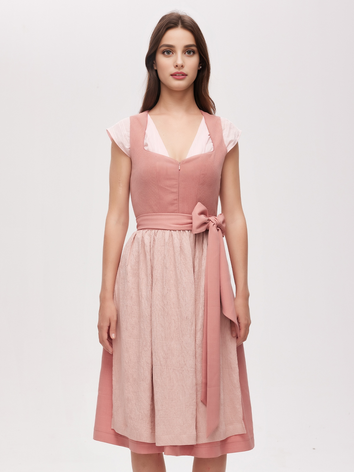 Dirndl in Rosa – feminin und stilvoll