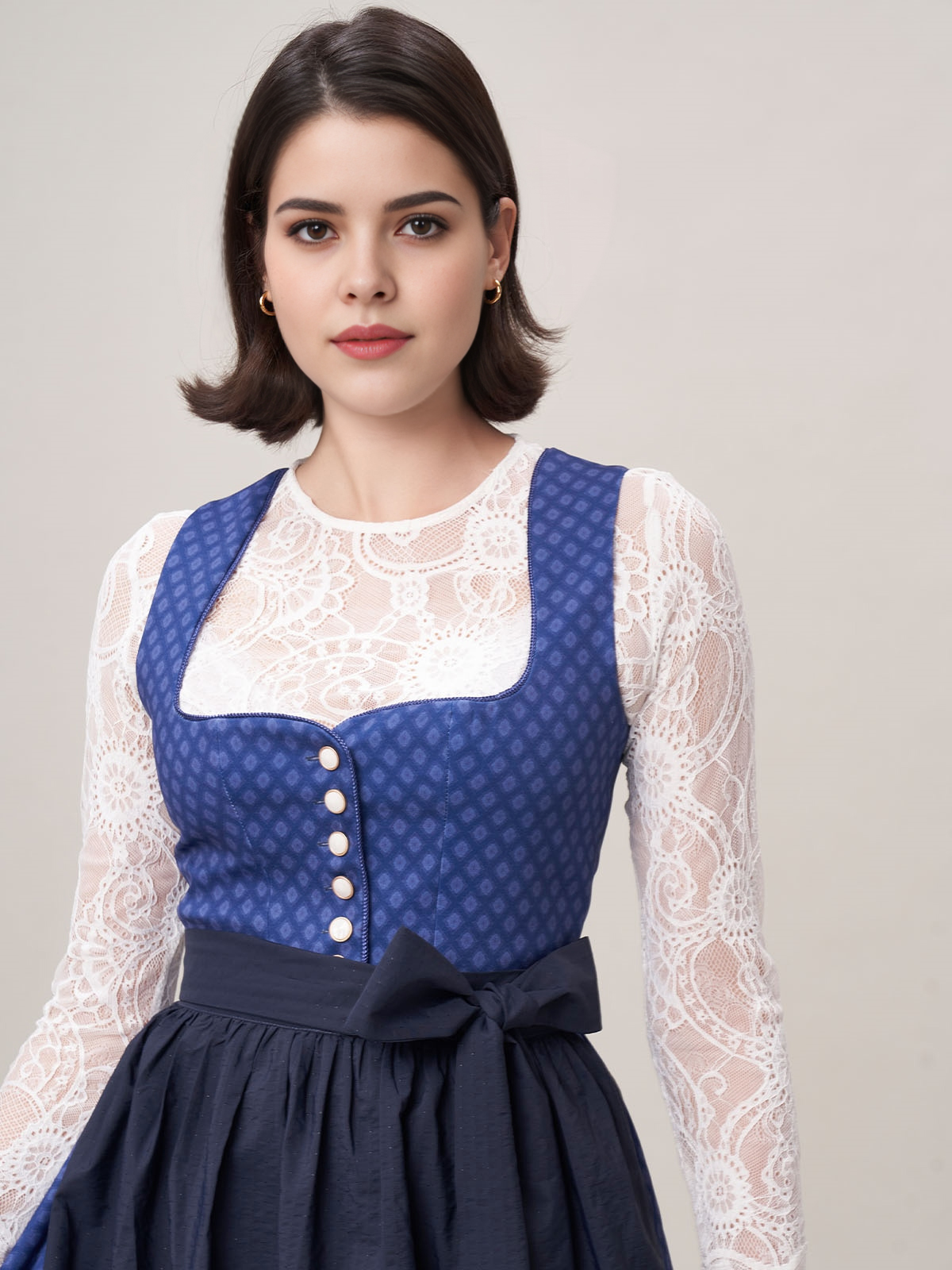 Dirndl in eleganter Braun-Tönung
