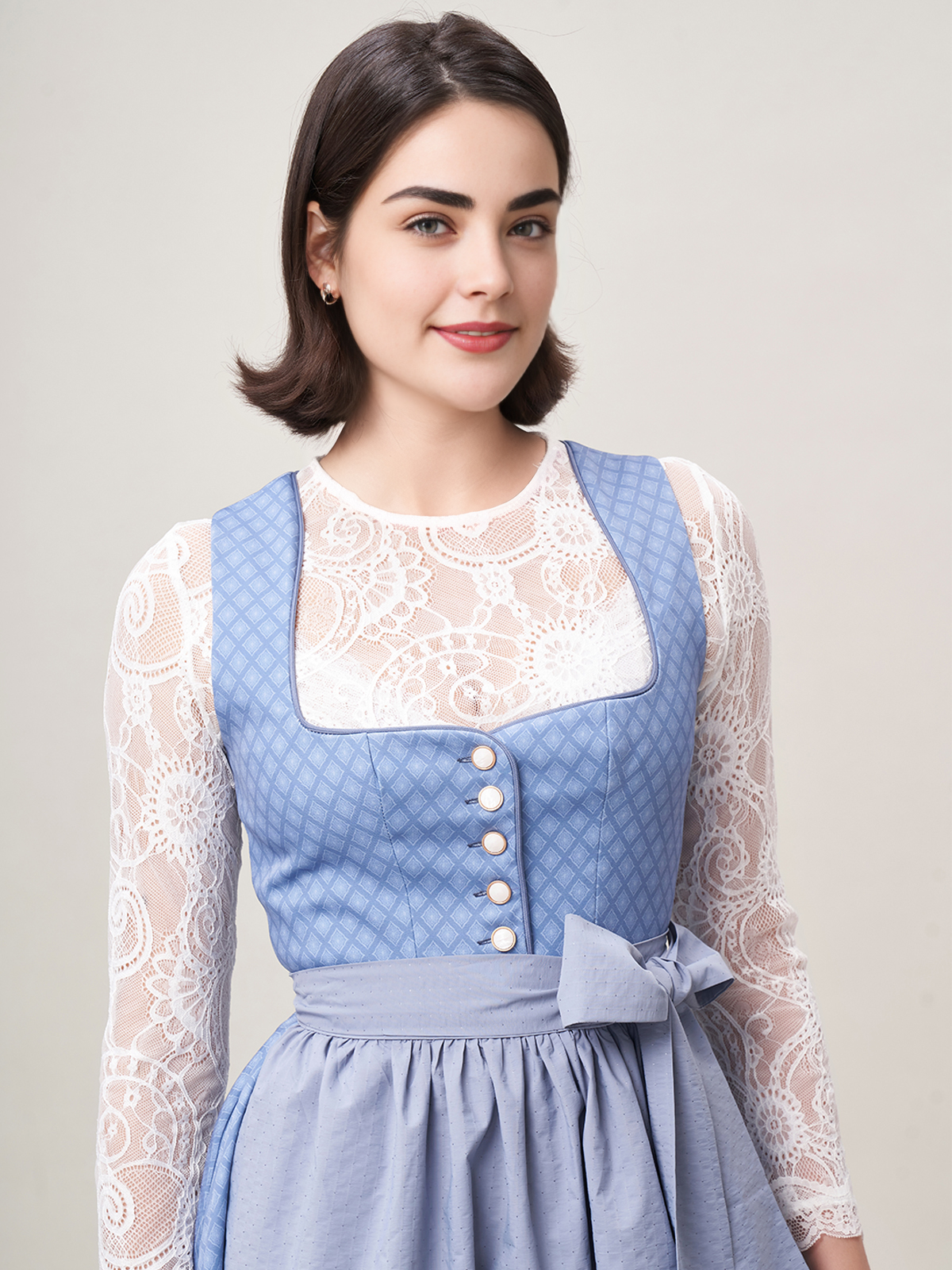 Modernes Dirndl in Blau