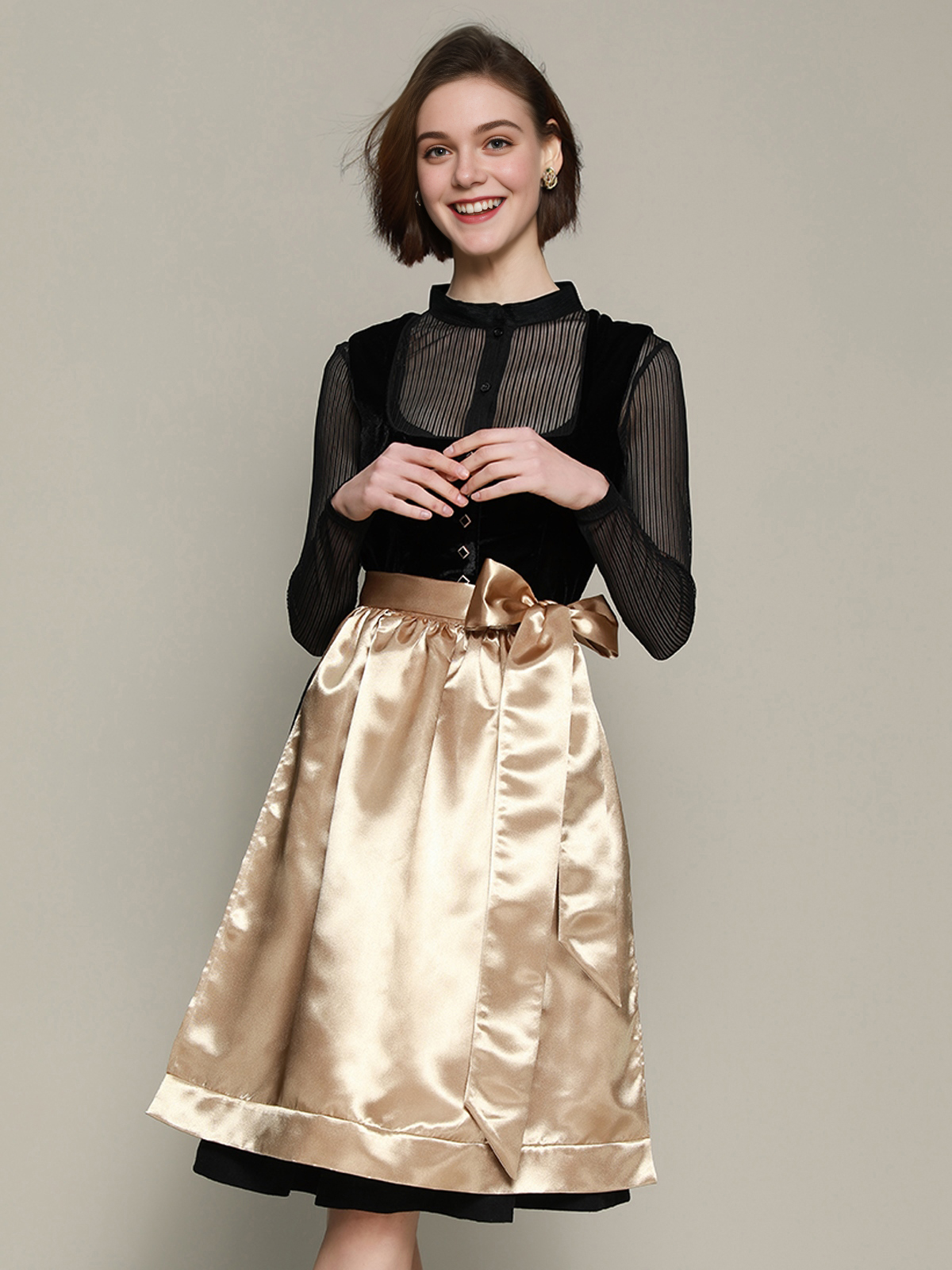 Perfektes Dirndl in Schwarz