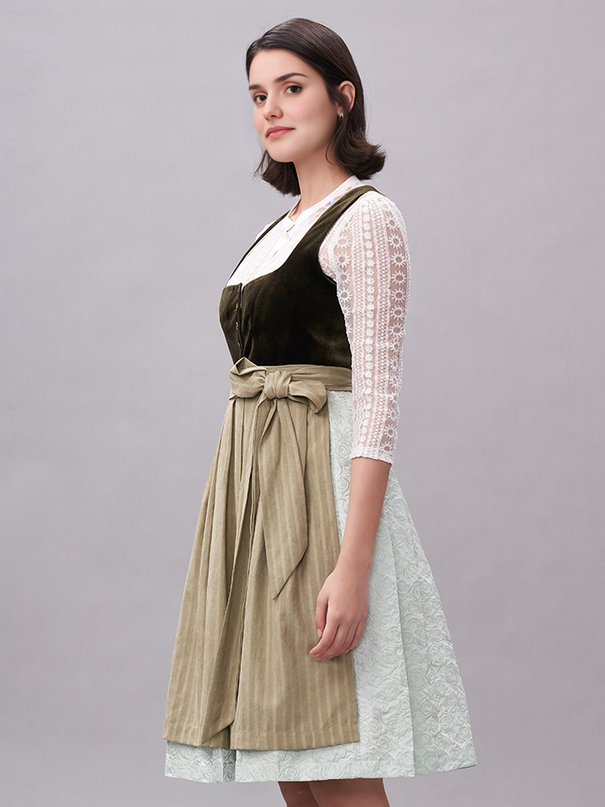 Stilvolles grünes Dirndl für festliche Anlässe