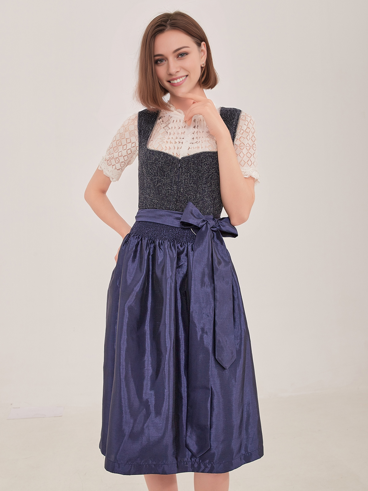Dirndl Damen Grün mit blauer Schürze