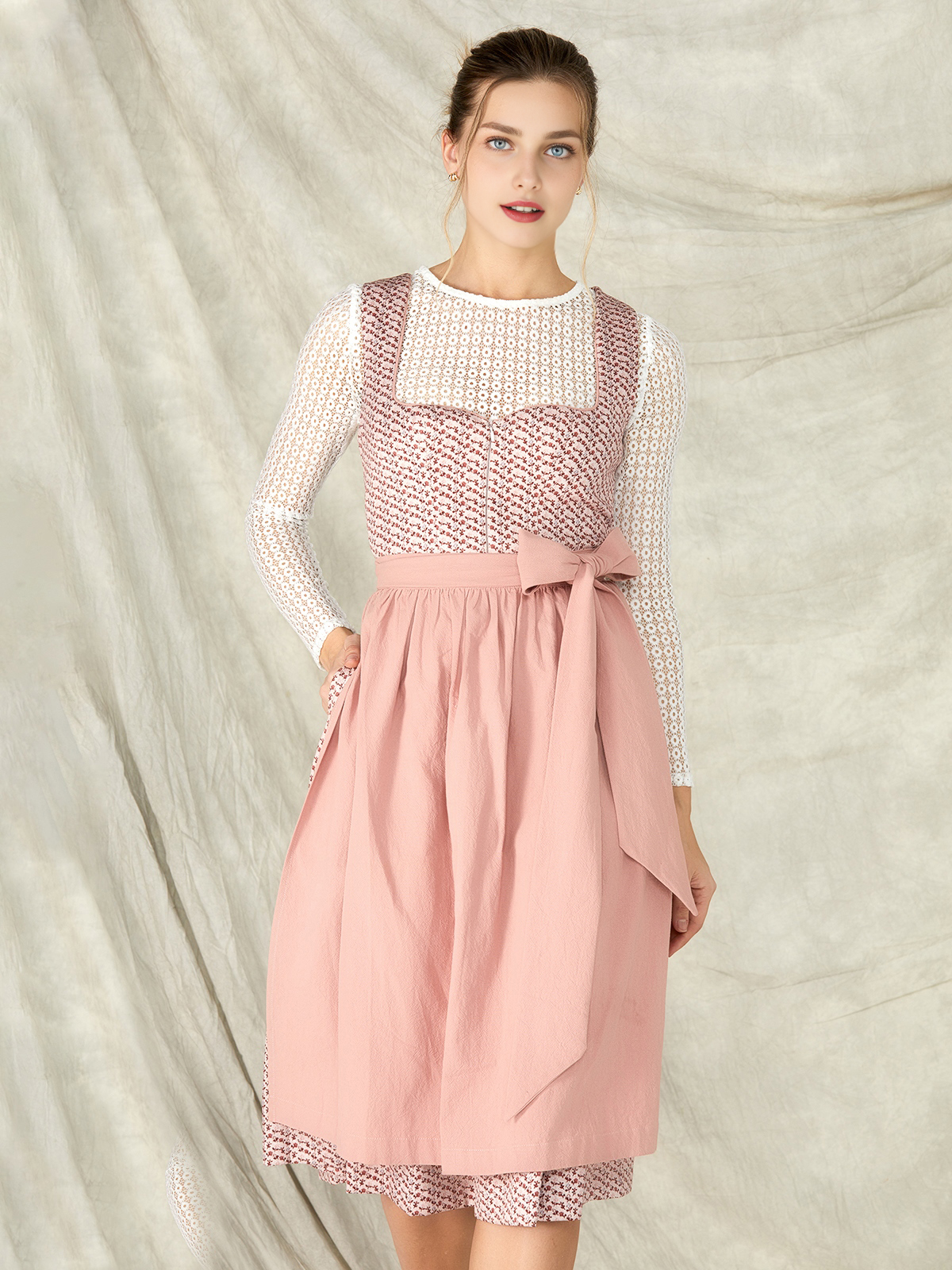 Dirndlbluse langarm V-Ausschnitt in Rosa