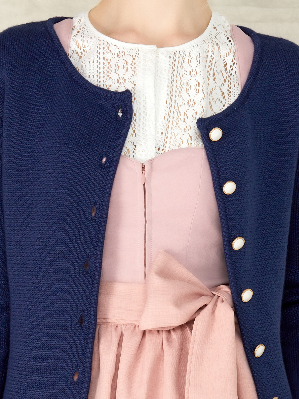 Dirndl in rosa pink – feminin und stilvoll