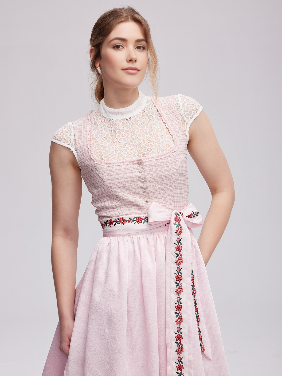Elegantes rosa Dirndl von Ehreer