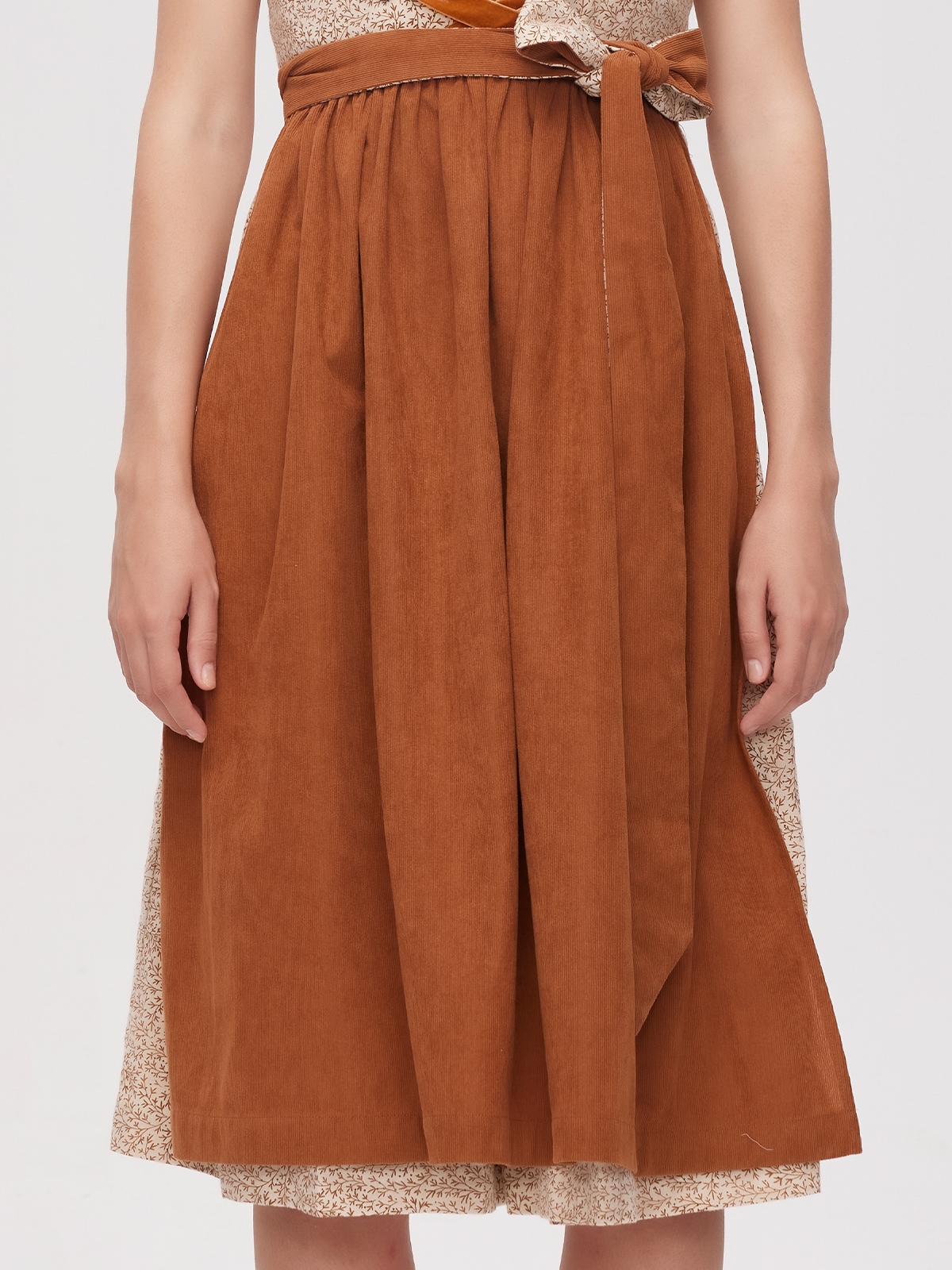 Hochwertiges Dirndl in Braun